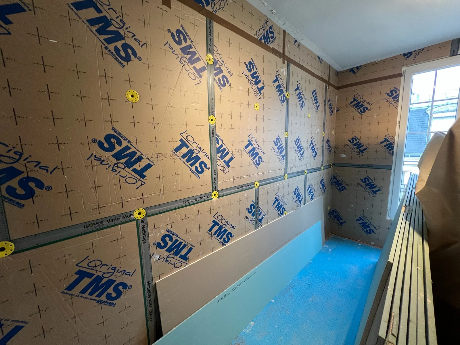 Isolation thermique et phonique par TerraRenova — chantier