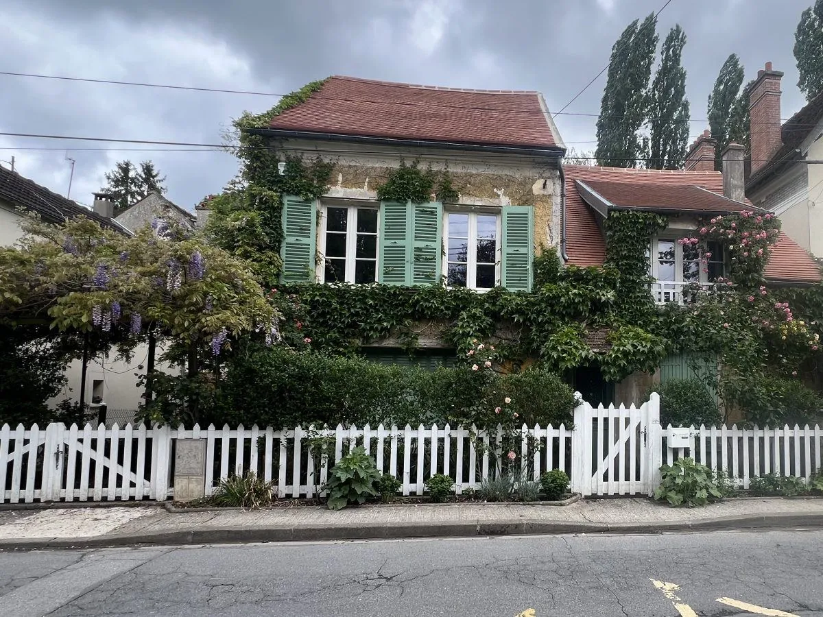 Maison rénovée à Villiers-sur-Morin (77) — toiture neuve — TerraRenova